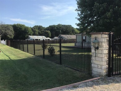 608 Newsom Rd, Azle, TX 76020 - photo 5