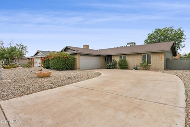 1649 W Royal Palm