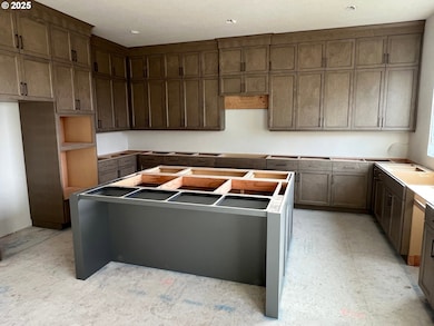 4192 Cornwall St, West Linn, OR 97068 - photo 3