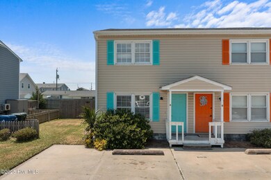 119 Center Dr unit 1, Atlantic Beach, NC 28512 - photo 2