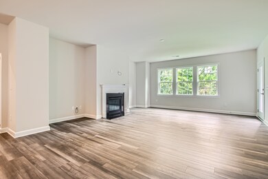 1528 Croydon Street   Print Quality   002   02 Living Room