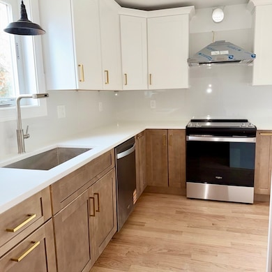 580 Broad St unit 2, Bridgewater, MA 02324 - photo 5