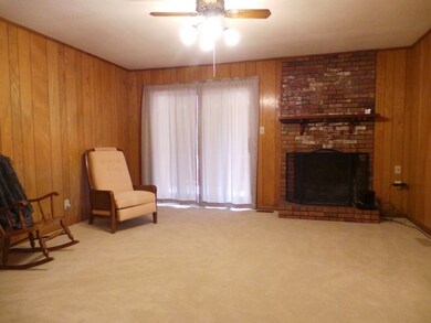 311 Lakeshore Dr, Gaffney, SC 29341 - photo 5