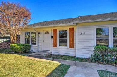 2117 N Crockett St unit A, Sherman, TX 75092 - photo 3