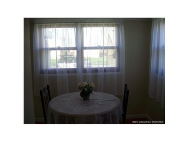 2407 Fairmont Ave, New Albany, IN 47150 - photo 3