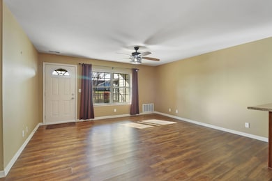 3-web-or-mls-1523 24th Ave 37, Kenosha,