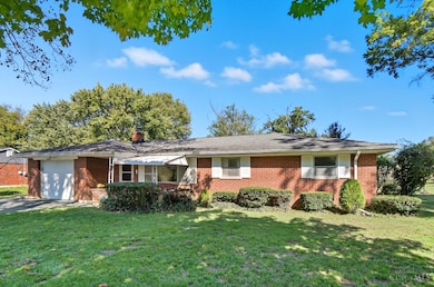 580 Lang Rd, Cincinnati, OH 45244 - photo 3