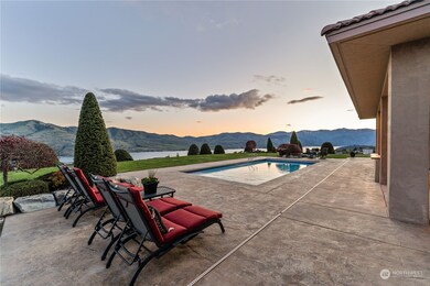 146 Crest Dr, Chelan, WA 98816 - photo 2