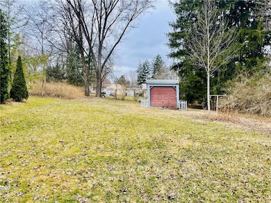 331 N Pitt St, Mercer, PA 16137 - photo 5