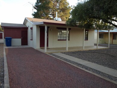 1032 E Simmons St, Tucson, AZ 85719 - photo 2