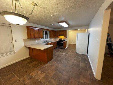 3110 Kowis St, Houston, TX 77093 - photo 7