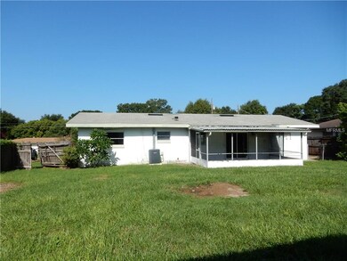 284 17th St NE, Winter Haven, FL 33881 - photo 2