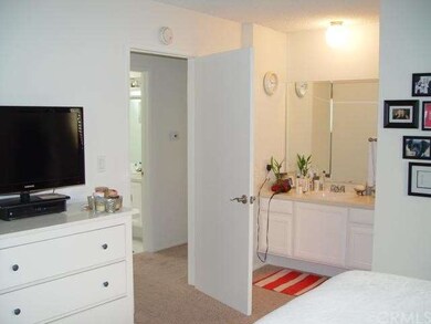 FRONT LOWER BEDROOM 1