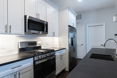 719 E 5th St unit 1, Boston, MA 02127 - photo 4