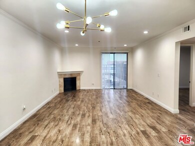 Barcelona Towers unit 309, Los Angeles, CA 90005 - photo 5