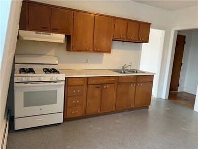 462 Broadway unit 3R, Providence, RI 02909 - photo 3