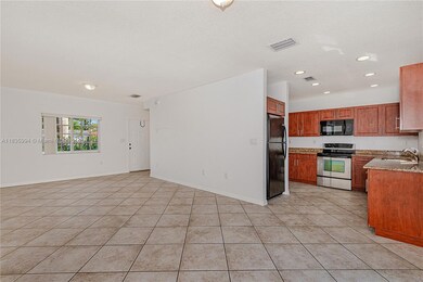 205 NE 4th Ct unit 211, Hallandale Beach, FL 33009 - photo 5