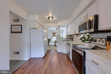 4047 Bradford Cir unit D2, Mount Joy, PA 17552 - photo 7