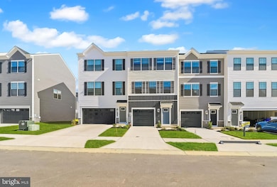 466 Still Feather Ave, La Plata, MD 20646 - photo 2