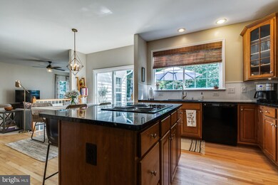 9635 Looking Glass Ct, Bristow, VA 20136 - photo 4