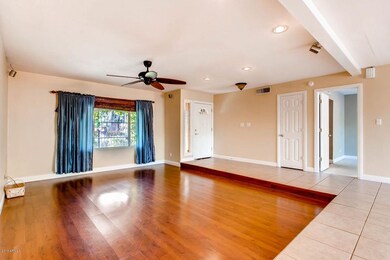 2707 S COTTONWOOD Mesa AZ-large-003-10-L