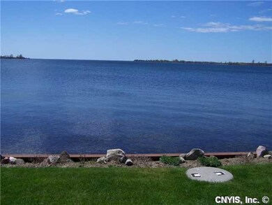 Waterfront/Dock/Pier Waterfront