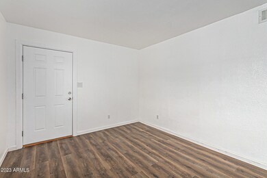 1318 E Culver St unit 4, Phoenix, AZ 85006 - photo 4