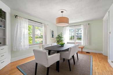 22 Woodward St, Newton Highlands, MA 02461 - photo 4