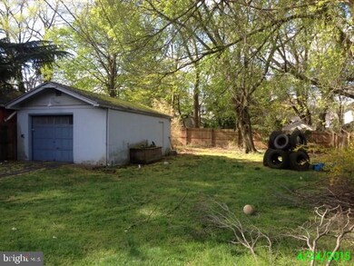 905 Highland Ave, Palmyra, NJ 08065 - photo 3