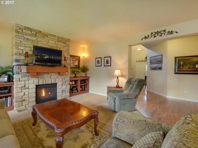 14525 SE 154th Dr, Clackamas, OR 97015 - photo 7