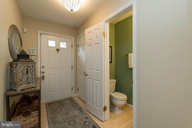 605 Budleigh Cir, Lutherville Timonium, MD 21093 - photo 2