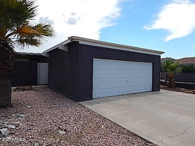 10449 W Devonshire Ave, Phoenix, AZ 85037 - photo 3