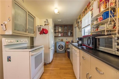 27112 Aloha Dr, Punta Gorda, FL 33955 - photo 4