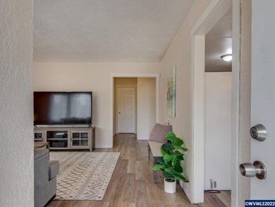 549 Tryon St NE, Salem, OR 97301 - photo 6