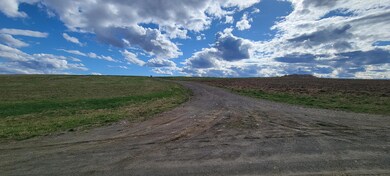 Farm Road Off of Alexander