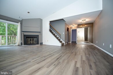 20001 Halethorpe Ln, Germantown, MD 20876 - photo 2