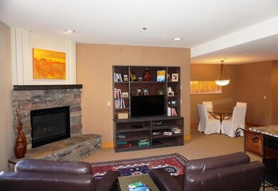 FireplaceDining
