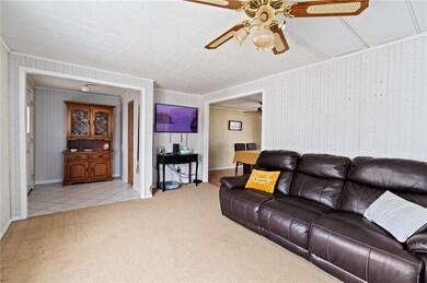 226 Ore Aly, Alburtis, PA 18011 - photo 4