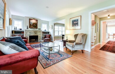 216 W Jefferson St, Falls Church, VA 22046 - photo 4