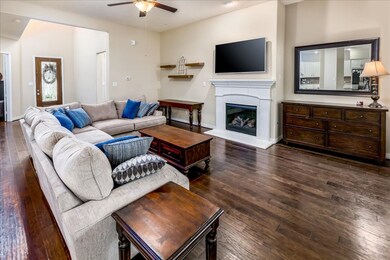 30803 Raleigh Creek Dr, Tomball, TX 77375 - photo 5