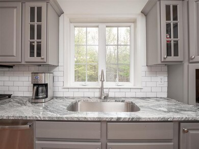 19 Shephard Rd, Pelham, NH 03076 - photo 7