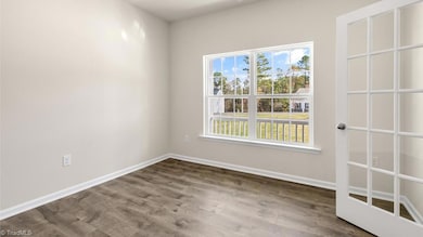 *Photos are of model home and are for representational purposes only.