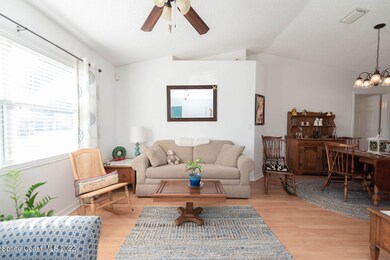 4680MiramarSt-16