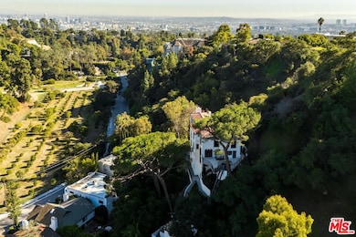 1301 N Beverly Dr, Beverly Hills, CA 90210 - photo 2