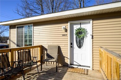 1005 Wade St, Austin, IN 47102 - photo 4