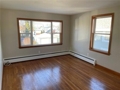 109 Chaplin St, Pawtucket, RI 02861 - photo 3