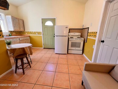 2215 E La Mirada St unit A, Tucson, AZ 85719 - photo 3