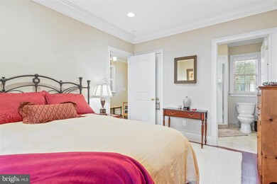 114 Exeter Rd unit 2, Devon, PA 19333 - photo 4