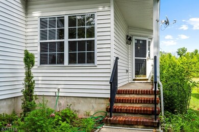 98 Canal View Dr, Lawrence Township, NJ 08648 - photo 4