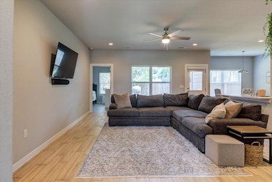 21414 Santa Carlo Ave, Lago Vista, TX 78645 - photo 6